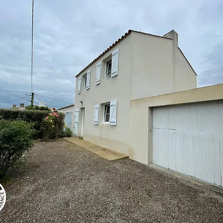 Maison Renovee 6 Pers Avec Jardin, Proche Plages Et Pistes Cyclables A Talmont-saint-hilaire - Fr-1-426-557 Holiday home *