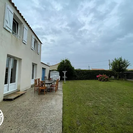 度假居 Maison Renovee 6 Pers Avec Jardin, Proche Plages Et Pistes Cyclables A Talmont-saint-hilaire - Fr-1-426-557 *