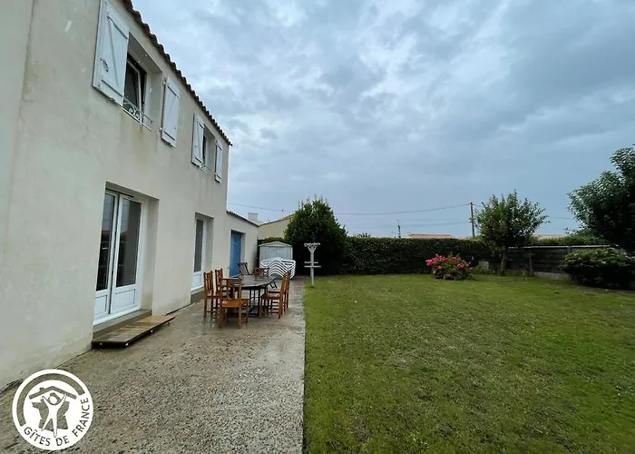 Hébergement de vacances Maison Rénovée 6 Pers Avec Jardin, Proche Plages Et Pistes Cyclables à Talmont-saint-hilaire - Fr-1-426-557 *